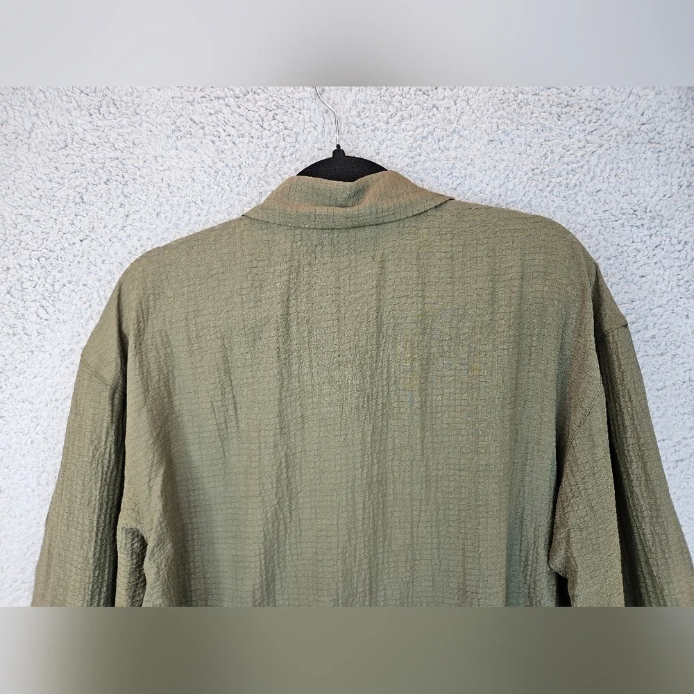 Treasure & Bond Womens Olive Night Button Front Shirt Sz S Preppy Oversized